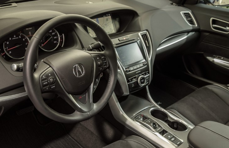 �������� ������ Acura TLX