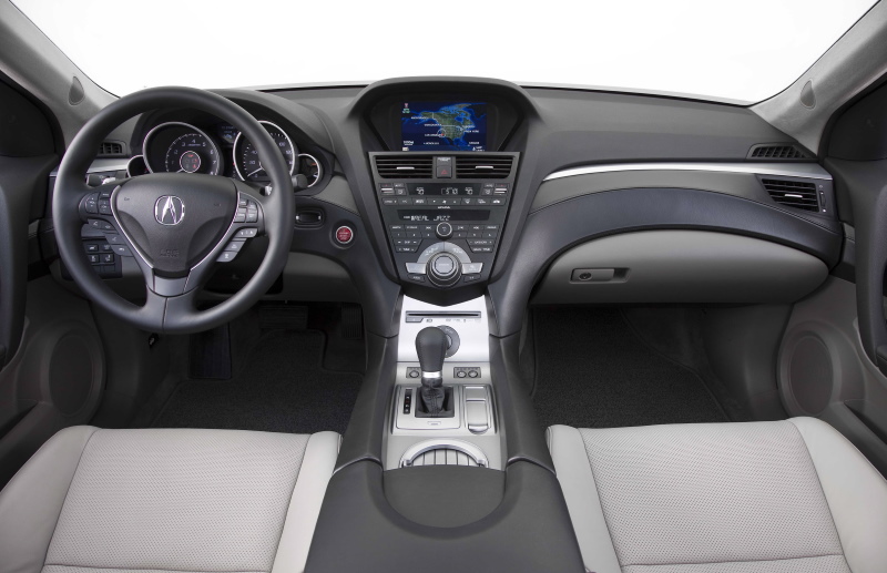 Салон кроссовера Acura ZDX первого поколения