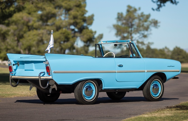 Автомобиль Amphicar 770