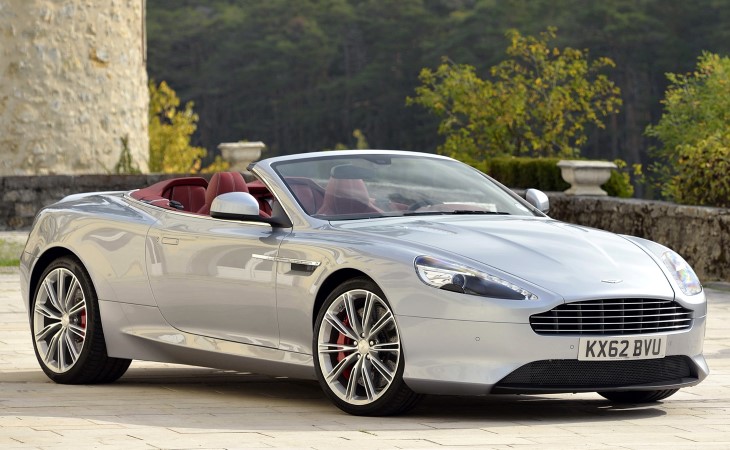 Кабриолет Aston Martin DB9 Volante после рестайлинга, 2012