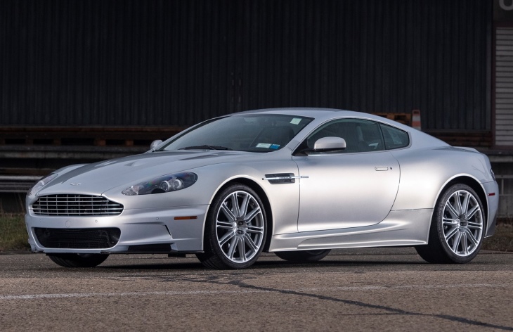 Купе Aston Martin DBS второго поколения, 2007–2012