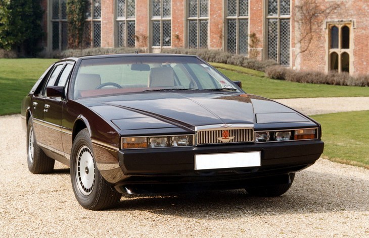 Седан Aston Martin Lagonda после рестайлинга, 1976–1987