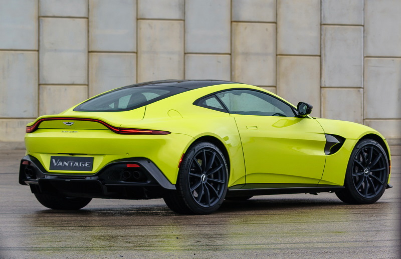 ���� Aston Martin Vantage