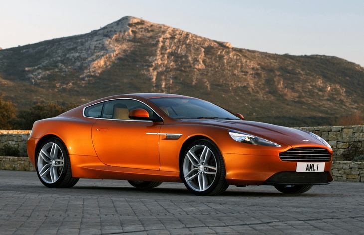 Купе Aston Martin Virage, 2011–2012