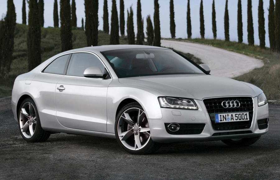 Купе Audi A5 первого поколения