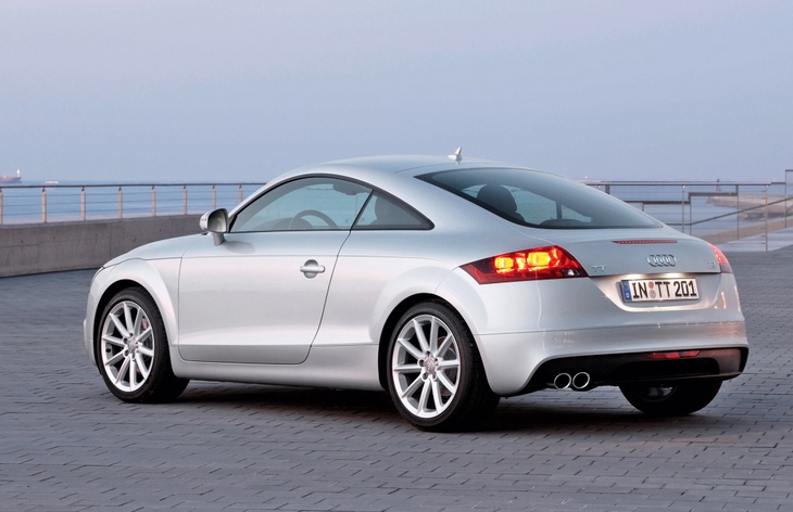 Купе Audi TT второго поколения, 2006–2014