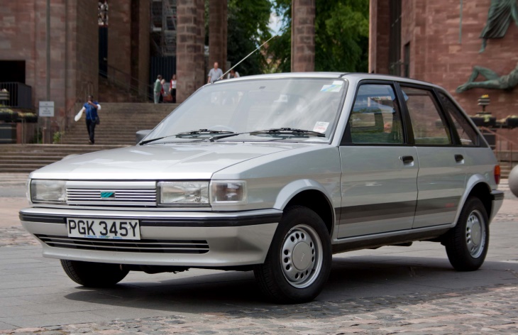 Хэтчбек Austin Maestro