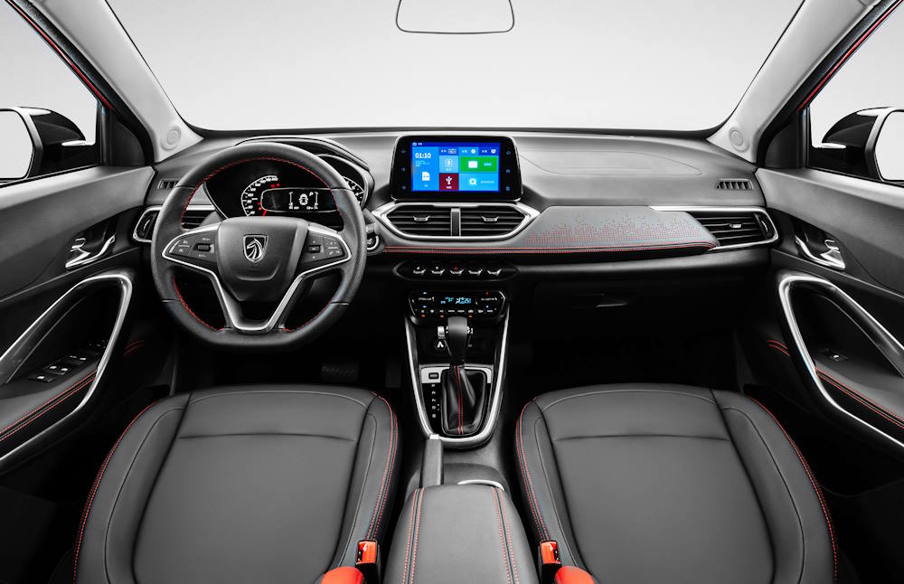 Салон кроссовера Baojun 510