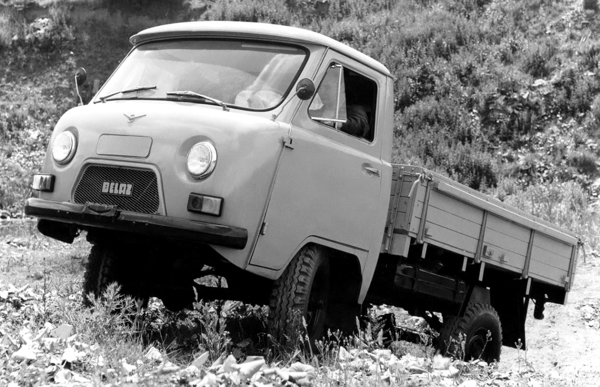 Грузовик Belaz-452