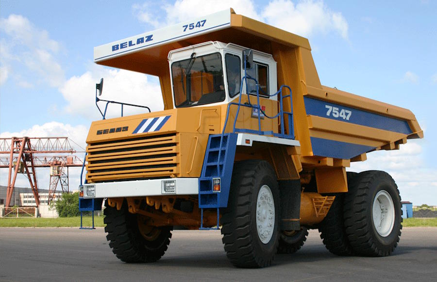 Самосвал БелАЗ-7547