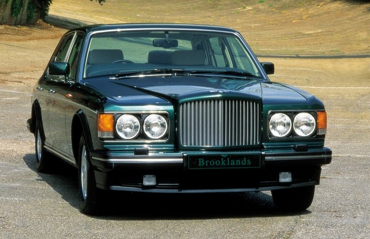 Седан Bentley Brooklands первого поколения, 1992–1997