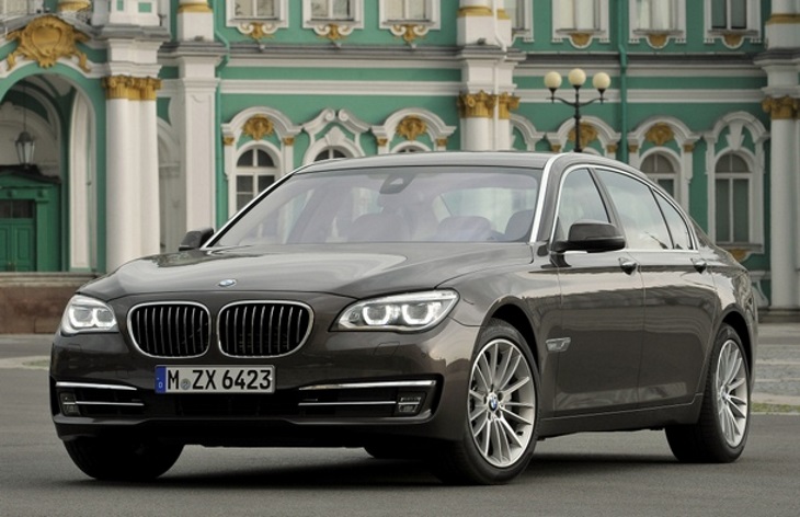 Седан BMW седьмой серии