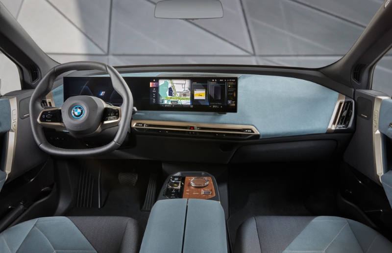 �������� ���������� BMW iX