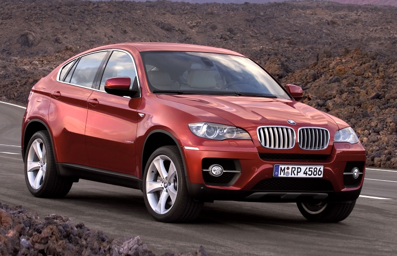 Кроссовер BMW X6 первого поколения