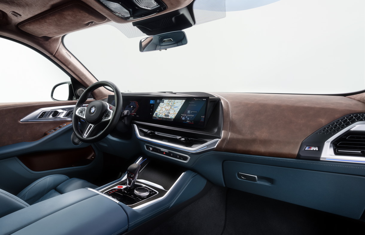 ����� BMW XM