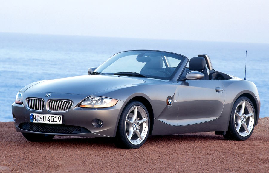 Родстер BMW Z4 первого поколения (E85)