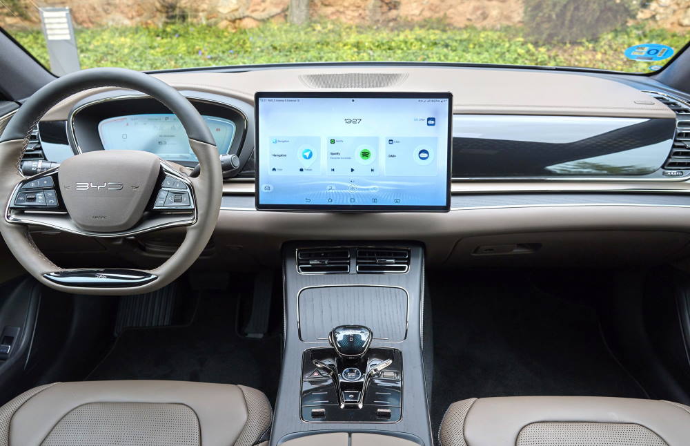 ����� ������������� BYD Han EV