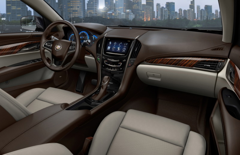 Салон седана Cadillac ATS