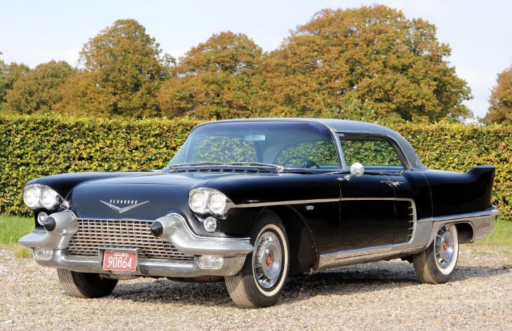 Cadillac Eldorado третьего поколения