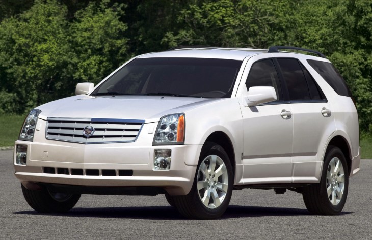 Кроссовер Cadillac SRX первого поколения, 2003-2009