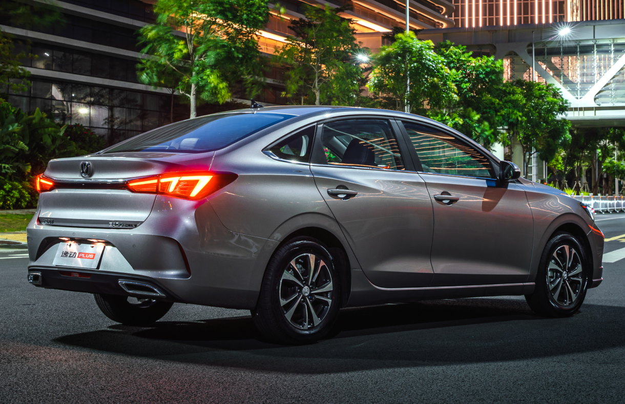 ����� Changan Eado Plus