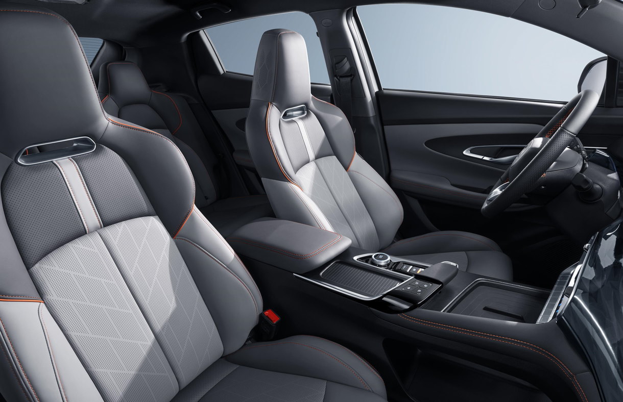 ����� ���������� Changan Uni-T