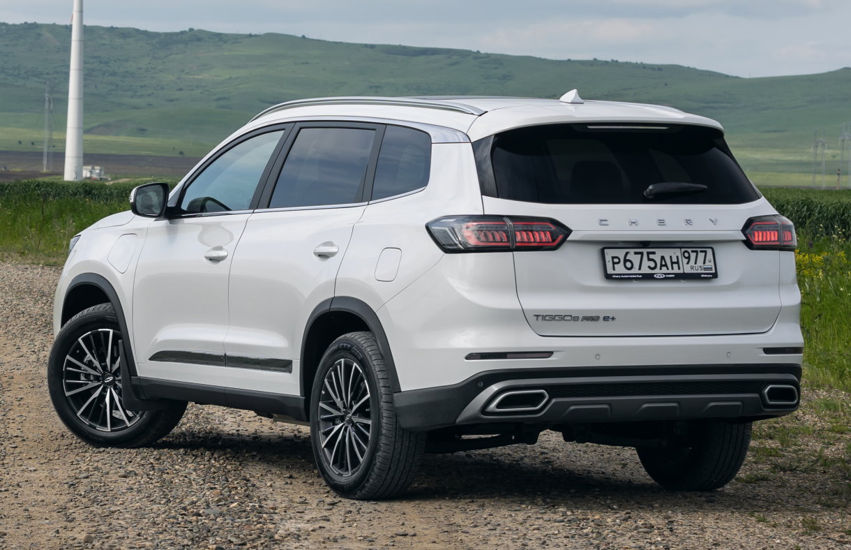 ��������� Chery Tiggo 8 Pro e+