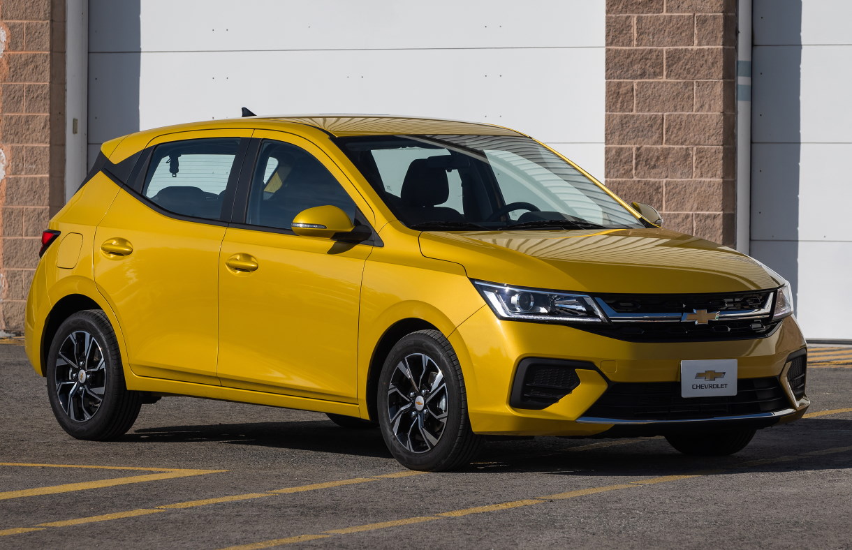 Хэтчбек Chevrolet Aveo третьего поколения
