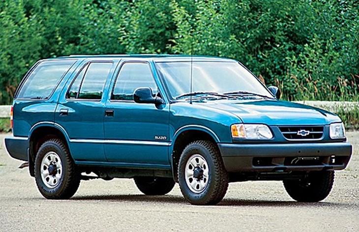 Внедорожник Chevrolet Blazer второго поколения (бразильская/российская версия)