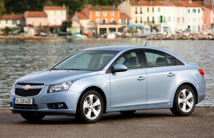 Седан Chevrolet Cruze, 2008-2015