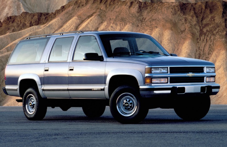Chevrolet Suburban девятого поколения