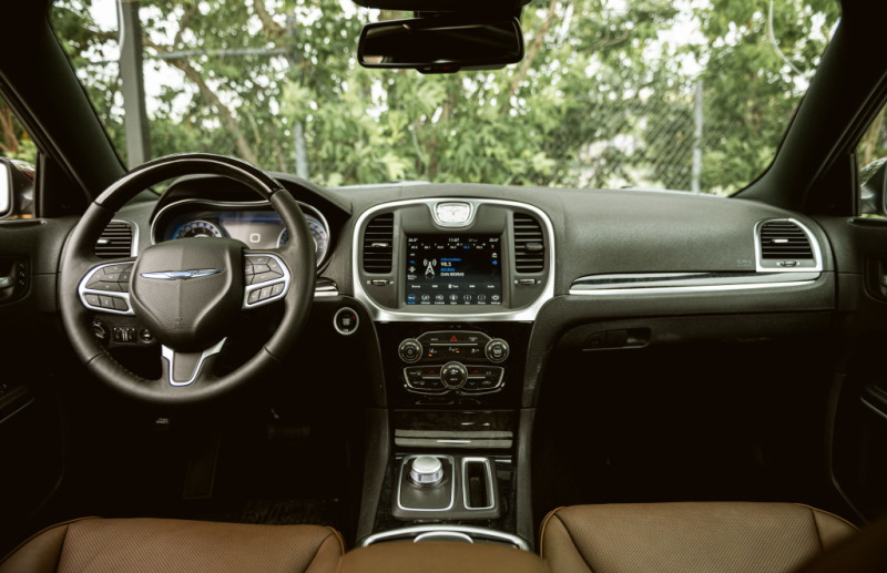 ����� ������ Chrysler 300