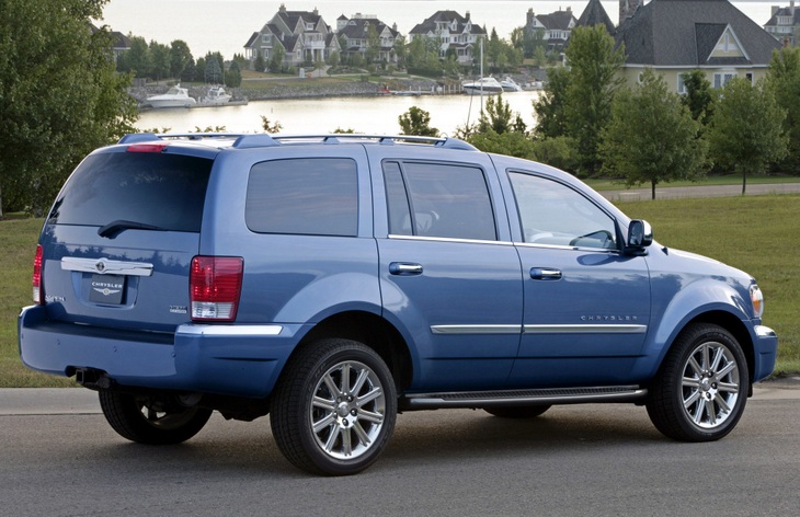 Внедорожник Chrysler Aspen, 2006–2008