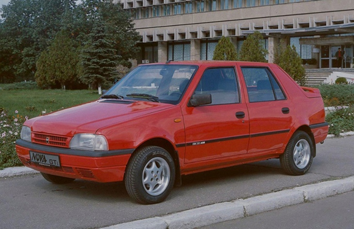 ������� Dacia Nova, 1995�2000
