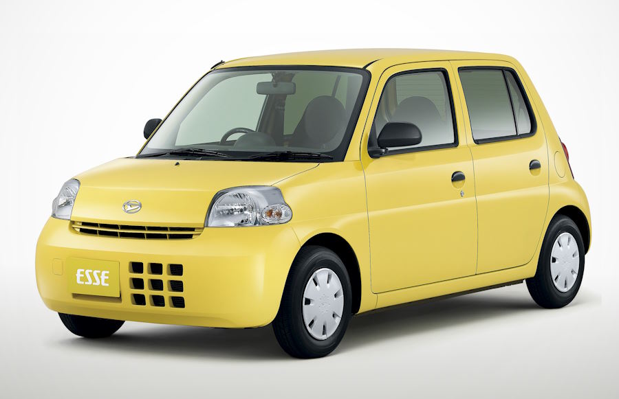 Хэтчбек Daihatsu Esse