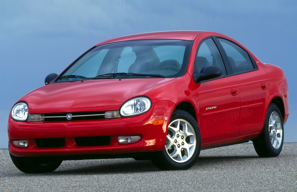 Седан Dodge Neon второго поколения