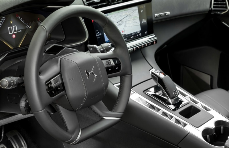 �������� ���������� DS 7 Crossback