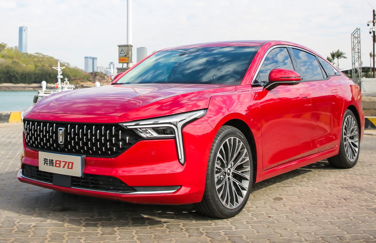 ������� FAW Bestune B70