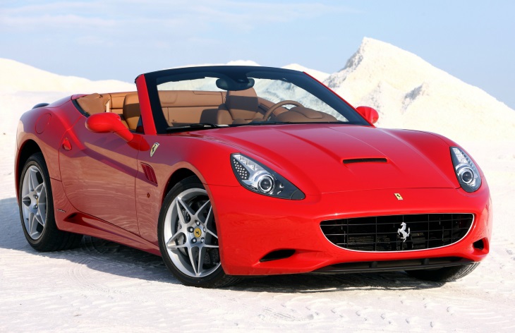 Купе-кабриолет Ferrari California
