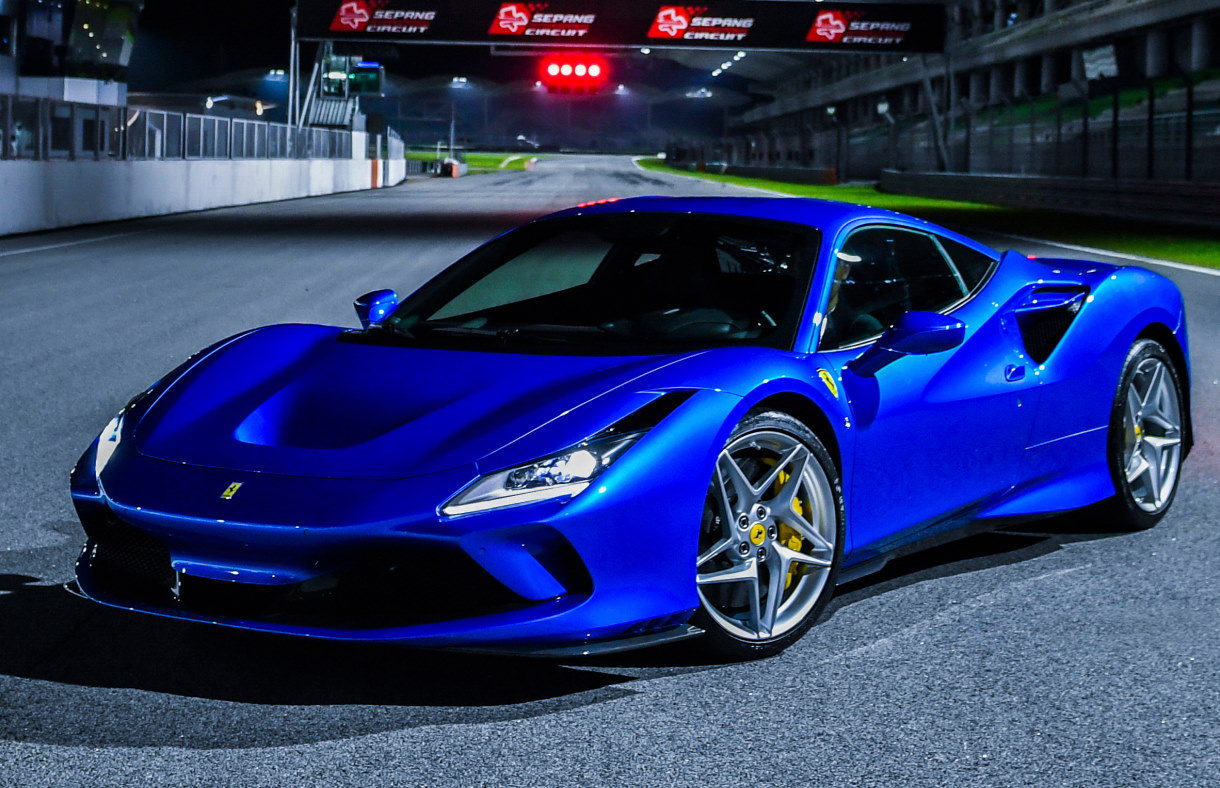 ���� Ferrari F8 Tributo