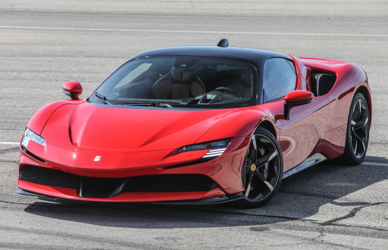 ���� Ferrari SF90 Stradale