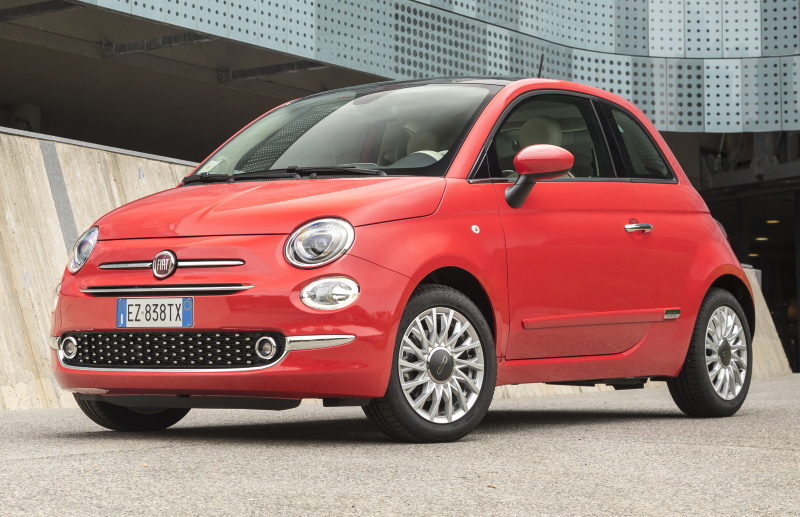 Хэтчбек Fiat 500 после рестайлинга 2015 года