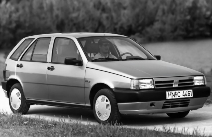 Пятидверный хэтчбек Fiat Tipo