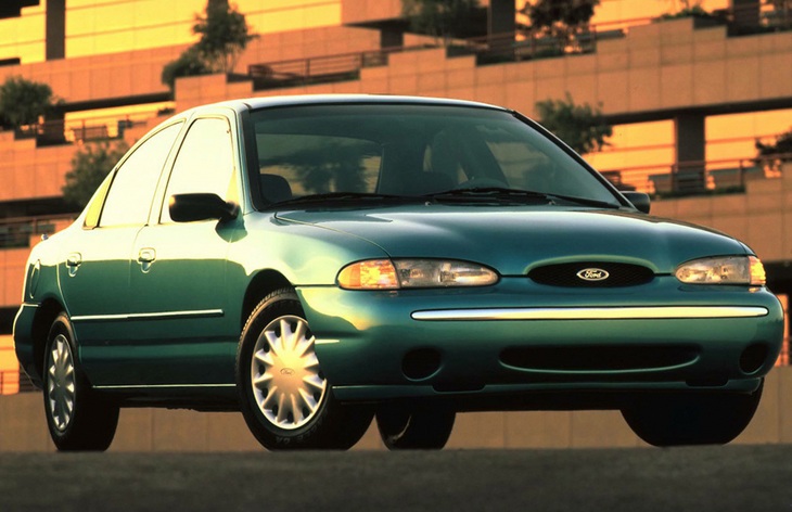 Седан Ford Contour, 1995–1998