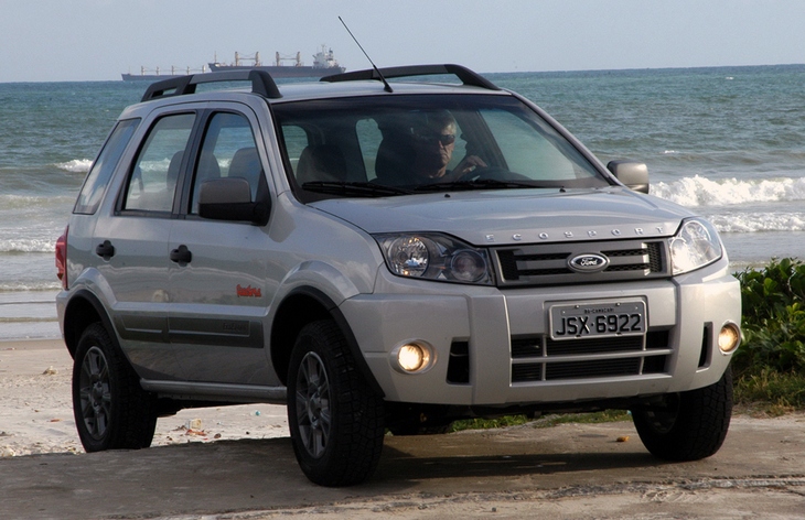 Кроссовер Ford EcoSport первого поколения после рестайлинга, 2007–2012
