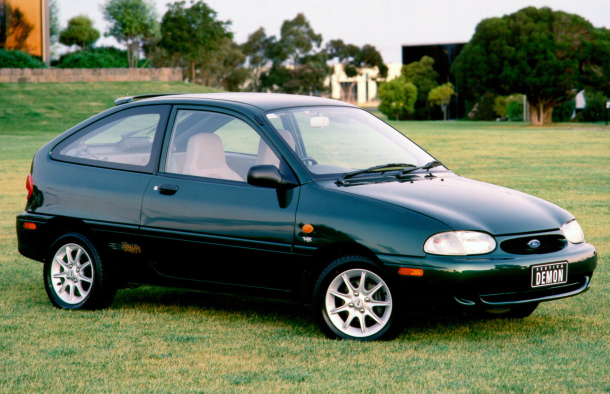 ������� Ford Festiva ������� ���������