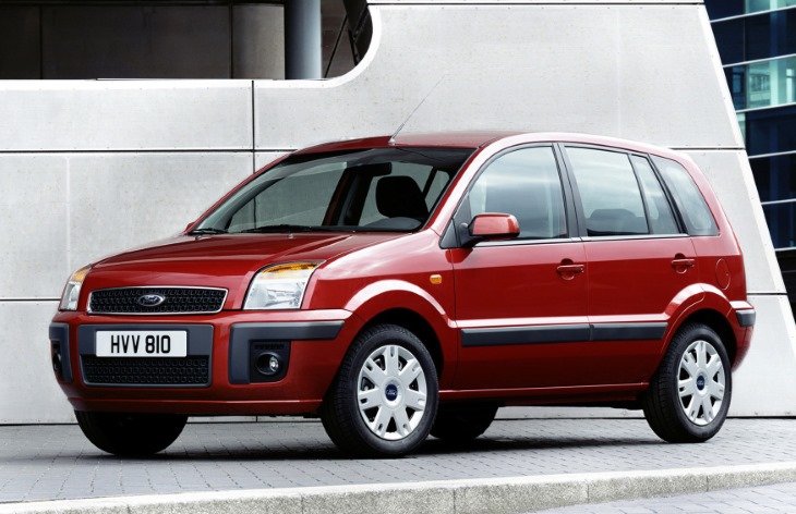 Хэтчбек Ford Fusion после рестайлинга, 2005–2012