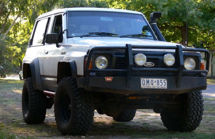 ����������� Ford Maverick, 1988�-1994