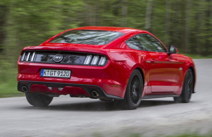 ���� Ford Mustang