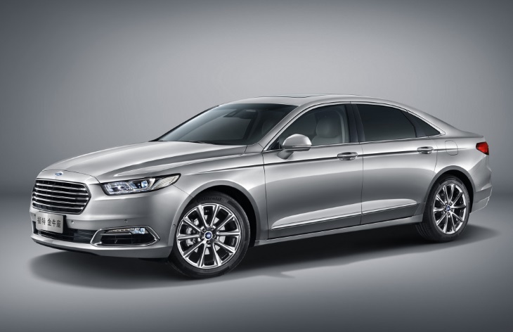 Седан Ford Taurus